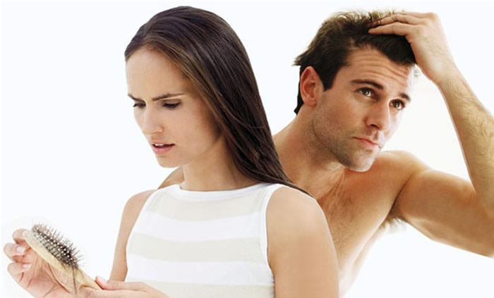 Comment arrêter la perte de cheveux chez les hommes et les femmes avec ces 15 méthodes